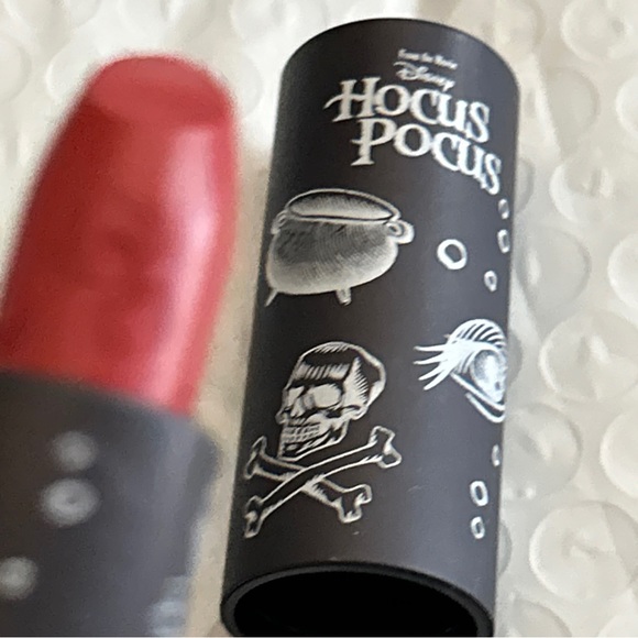 Colourpop x Hocus Pocus I Put a Spell on You Lipstick Set Duo Kit Winnie Winfred - Picture 7 of 14